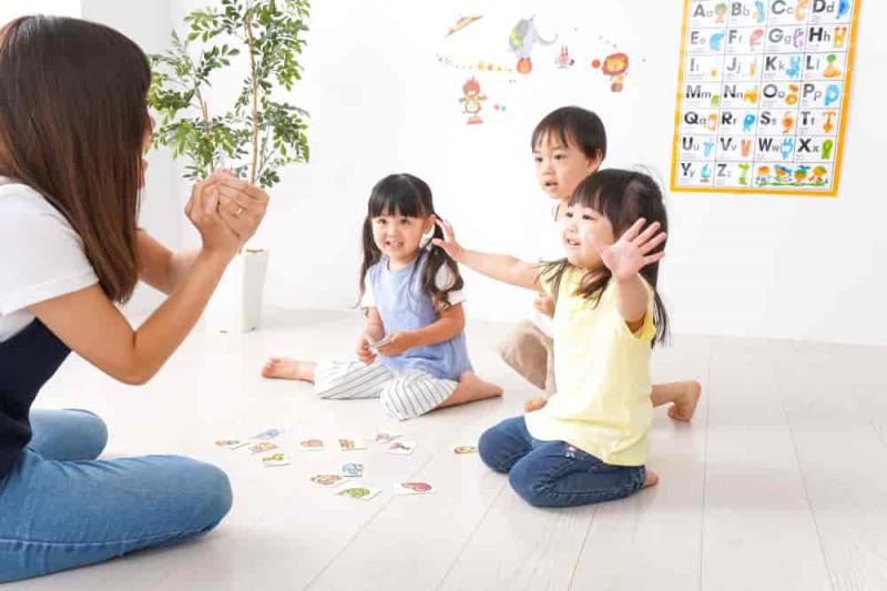 Tạo thói quen cho trẻ học tiếng anh