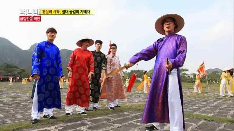 Các thành viên Running man đã mặc trang phục truyền thống của Việt Nam
