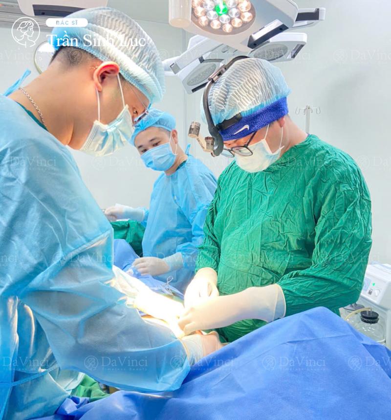 Thạc sĩ, bác sĩ nội trú Trần Sinh Lục