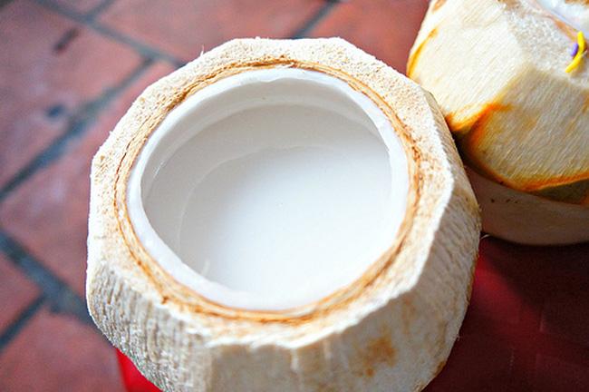 Thạch Dừa Xiêm & Kem Trái Dừa - Nguyễn Chí Thanh