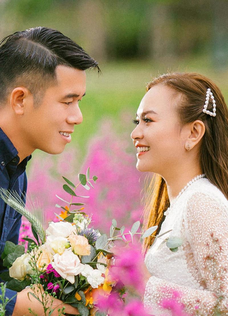 Thanh Tuan Studio là nơi cung cấp các mẫu áo dài cô dâu với nhiều kiểu dáng đa dạng, bắt mắt