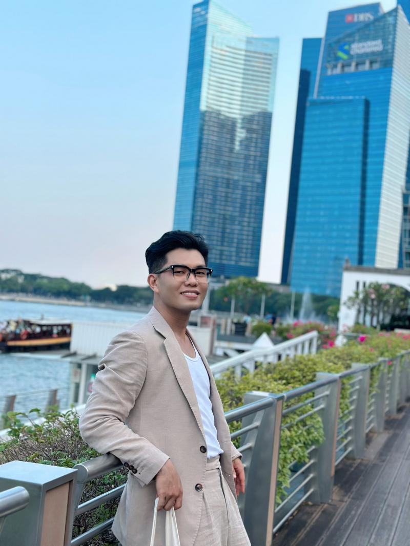 Thầy Nguyễn Trương Quang Tùng