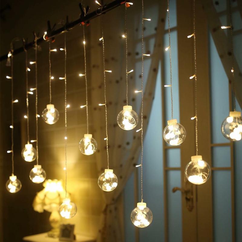 Thế Giới Đèn Đồng Đào