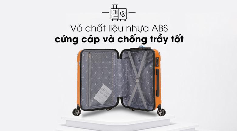Thiết kế ngăn hành lý rộng rãi, dễ phân chia