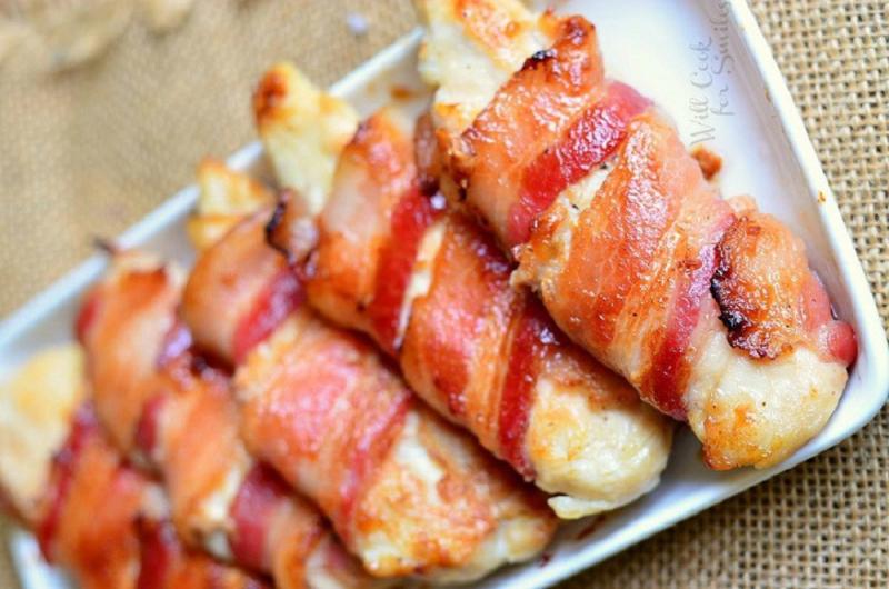Thịt xông khói cuộn phô mai