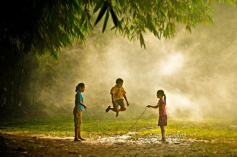 Chị gái - người bạn gần gũi nhất của người em...