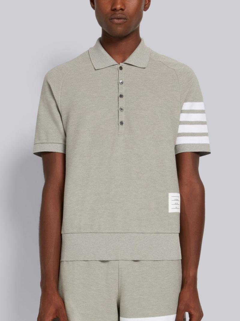 Thom Browne là một thương hiệu thời trang nam có trụ sở đặt ở New York
