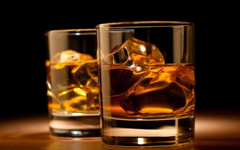 Rượu tăng nguy cơ bị huyết áp cao