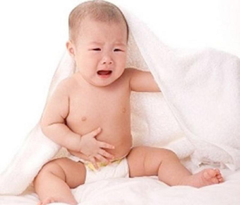Trẻ mắc bệnh táo bón