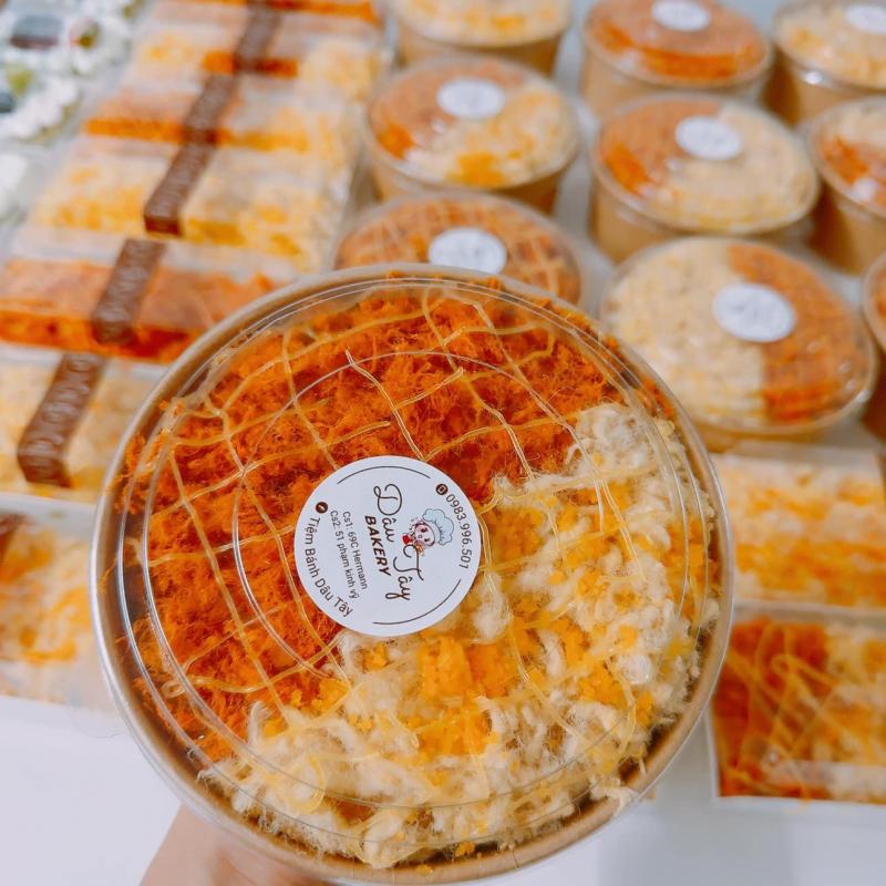 Tiệm Bánh Dâu Tây