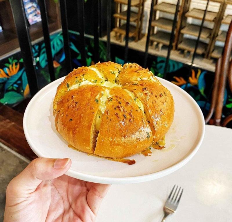 Tiệm Bánh Nhật Cường