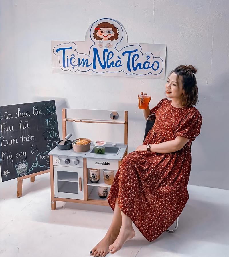 Tiệm Nhà Thảo