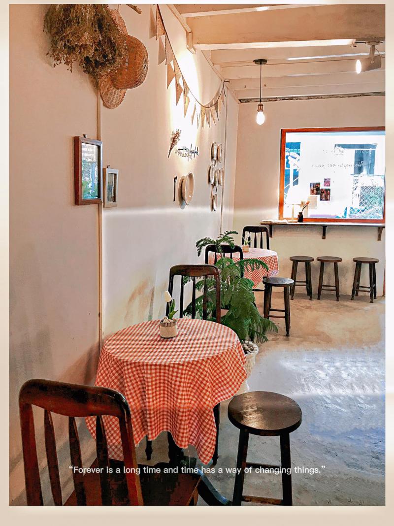 Tiệm trà Đi lạc