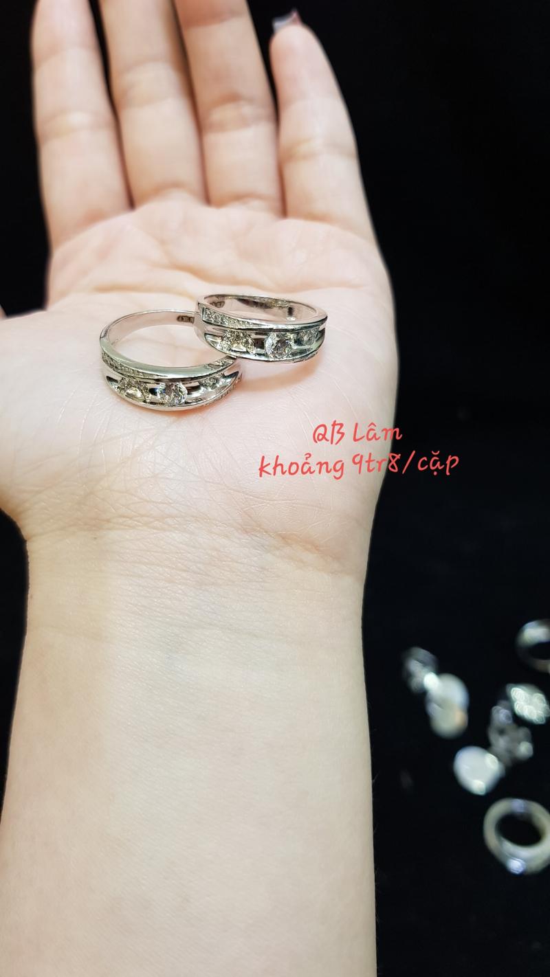Tiệm vàng Quốc Bảo Lâm