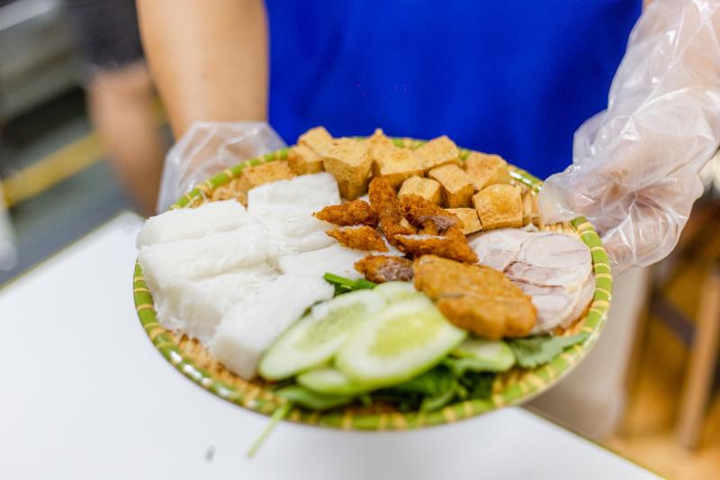 Tiến Hải quán