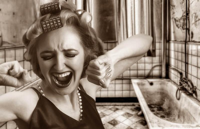 Đàn ông rất sợ ở cạnh những cô gái hỉ nộ lẫn lộn