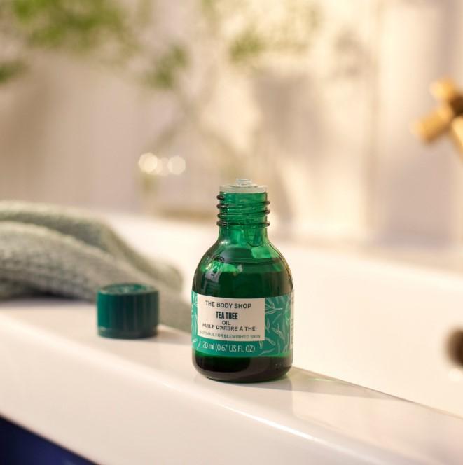 Tinh dầu tràm The Body Shop Tea Tree Oil