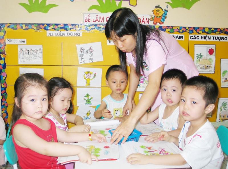 Tình huống khó xử: Giáo viên dạy cùng lớp nghỉ đột xuất