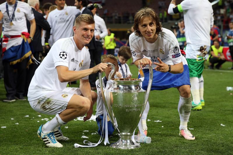 Toni Kroos và Luka Modric
