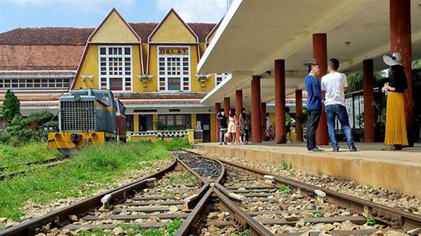Địa điểm gần Trại Mát