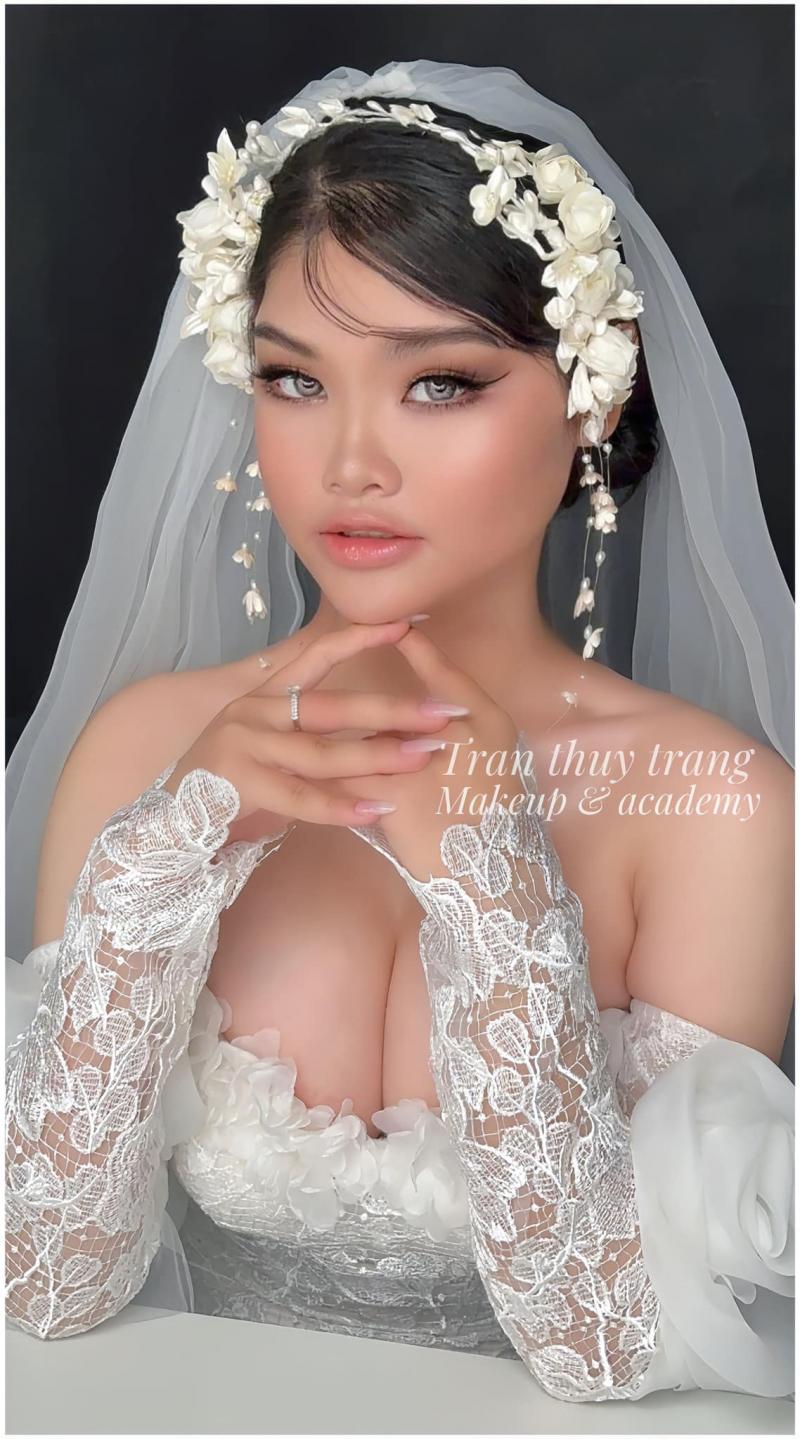 Trang Makeup & Academy (ĐÌNH PHONG Studio)