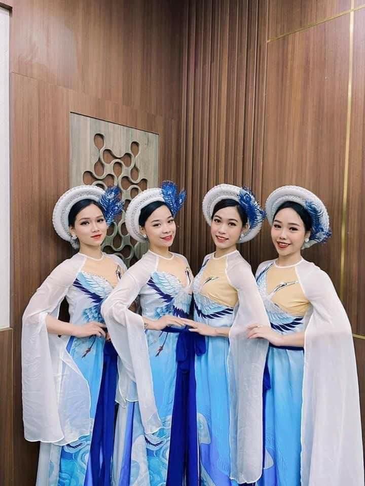 Trang phục biểu diễn MyMy