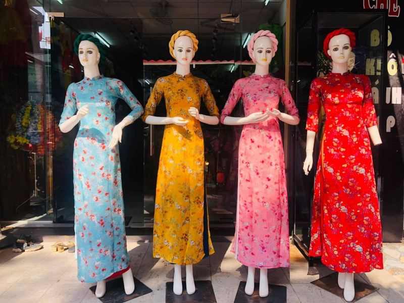 Trang Phục Khánh Quỳnh