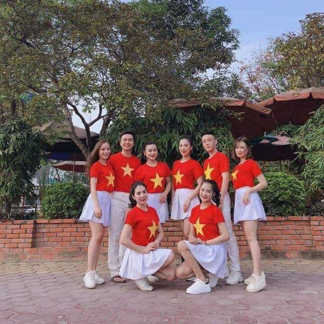 Trang phục Violet