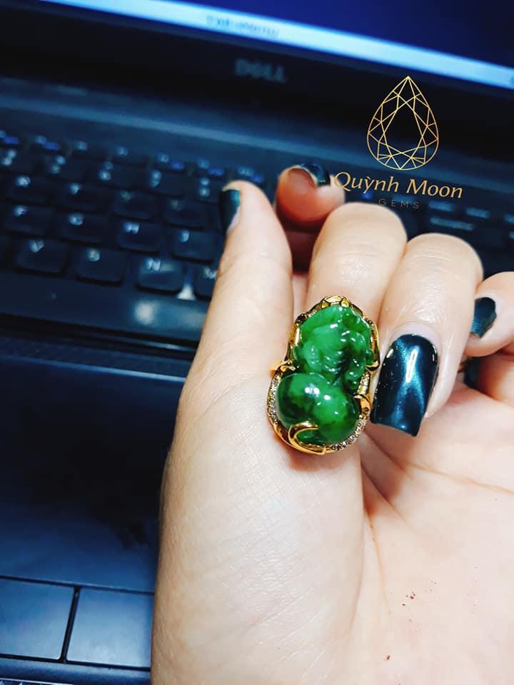 Đá phong thủy Quỳnh Moon