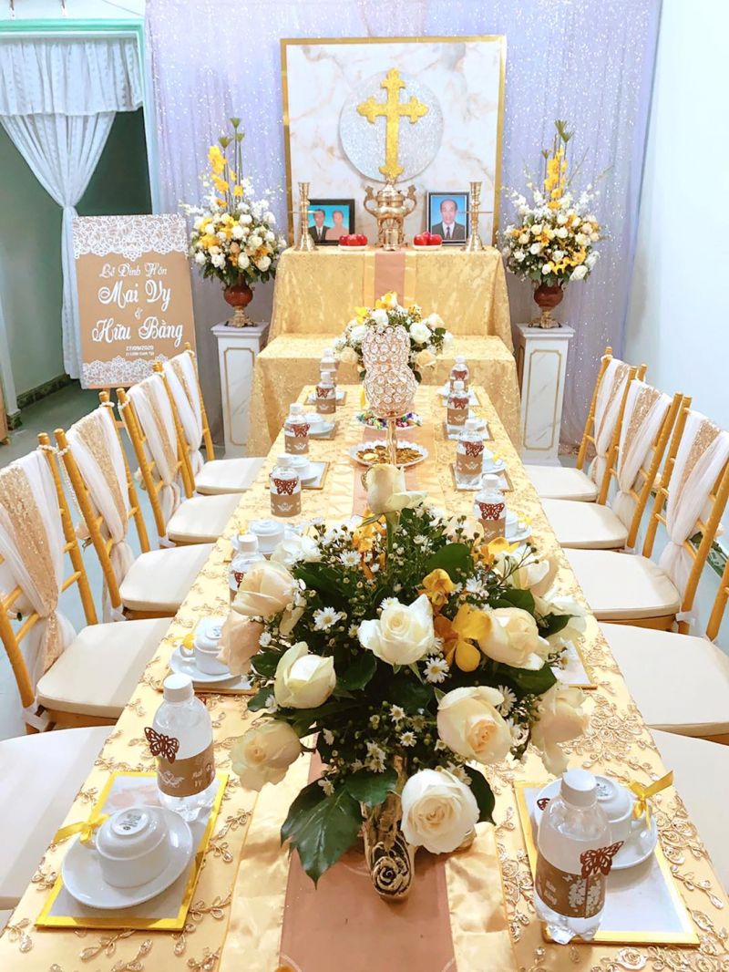 Trang Trí Cưới Hỏi Gold