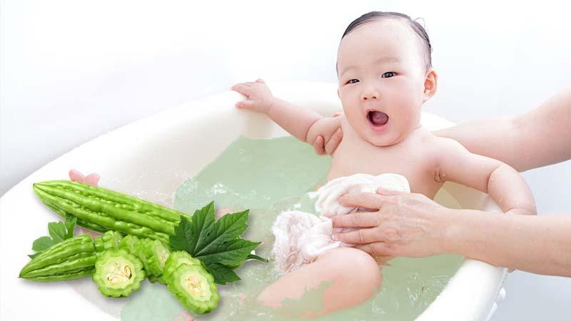 Trị rôm sảy bằng mướp đắng