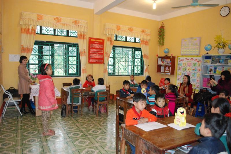 Trò chơi khởi động 3 phút: Bà Ba buồn Bà Bảy