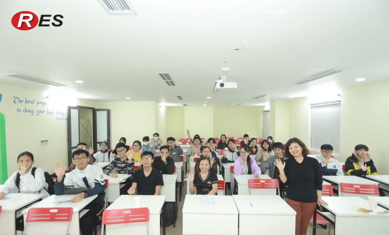 Trung tâm Anh Ngữ RES Việt Nam