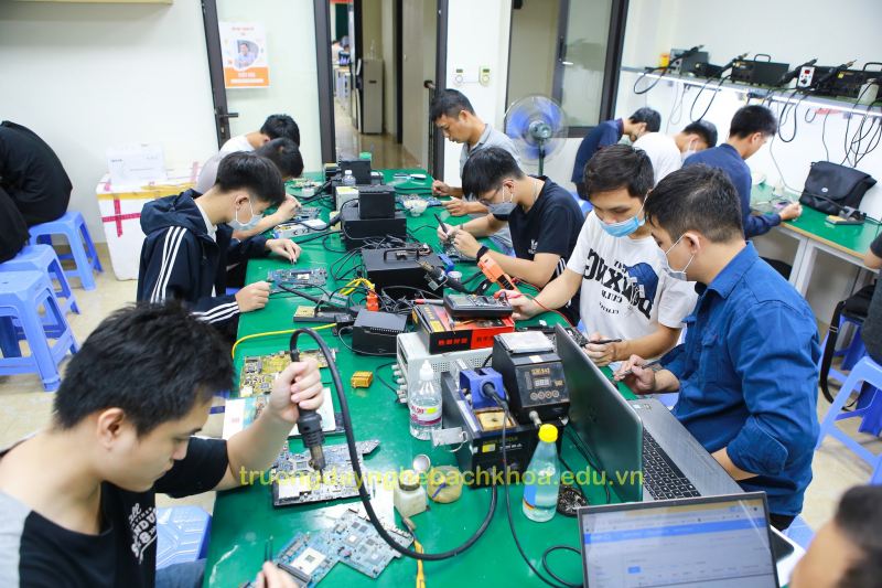 Trung tâm đào tạo nghề Bách Khoa
