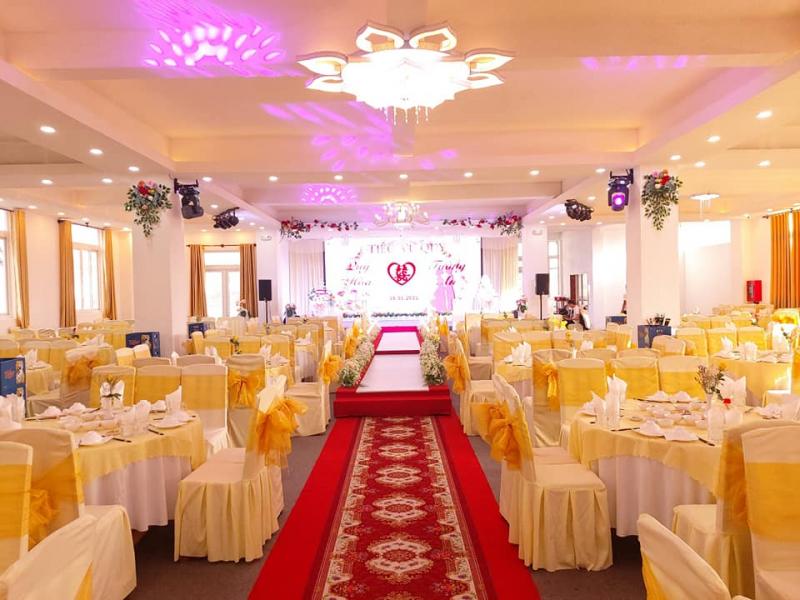 Trung Tâm Hội nghị - Tiệc cưới M-M Chiến