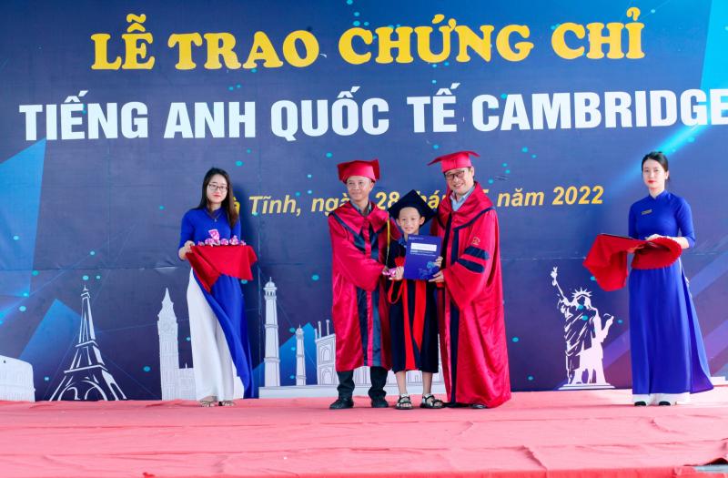 Trung tâm Ngoại Ngữ New Window