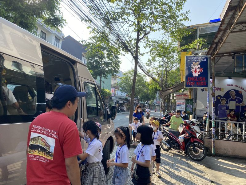 Trung Tâm Ngoại Ngữ Sao Xanh MLB - English & More