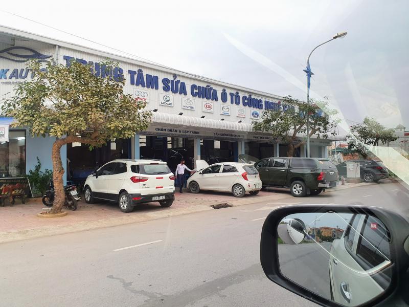 Trung tâm VinaK Auto