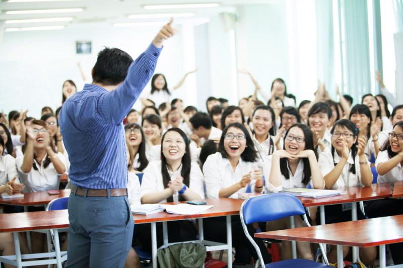 Sinh viên Trường Đại học Kinh tế - Luật thuộc Đại học Quốc gia TP.HCM - một trong những trường sẽ chuyển sang cơ chế tự chủ
