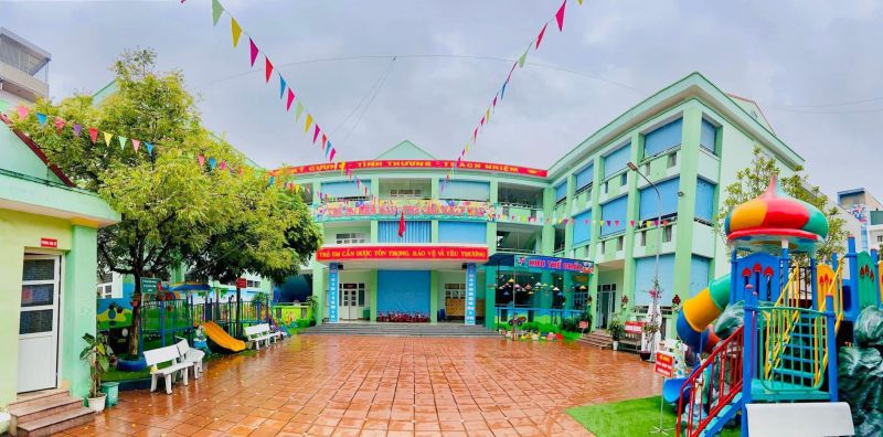 Trường Mầm Non Hoa Lan