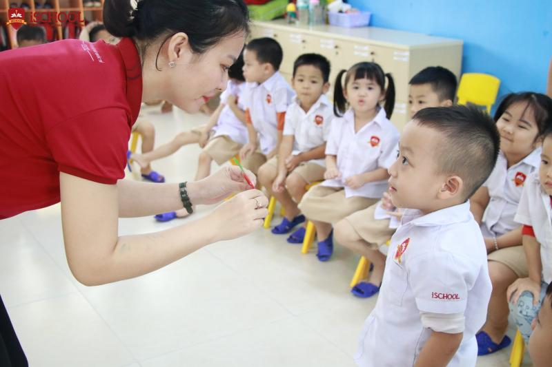 iSchool Hà Tĩnh