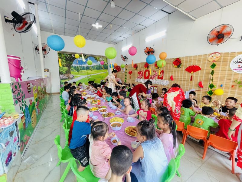Trường Mầm Non Phượng Hồng
