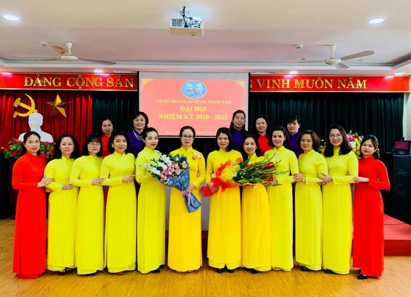 Trường Mầm non Tháng Tám