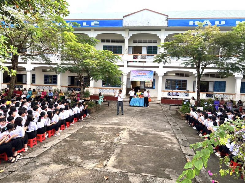 Trường THCS Lê Quý Đôn