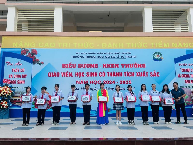 Trường THCS Lý Tự Trọng