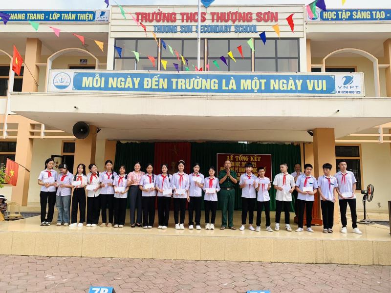 Trường THCS Thượng Sơn