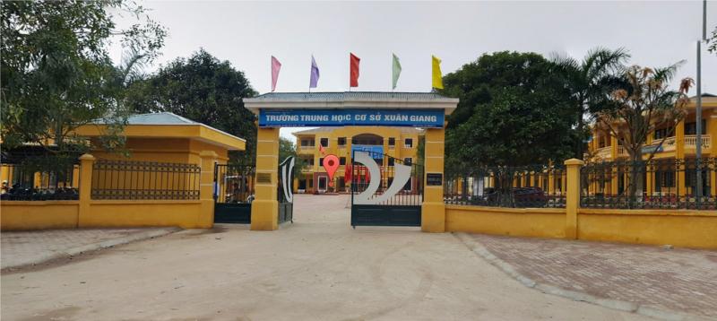 Trường THCS Xuân Giang