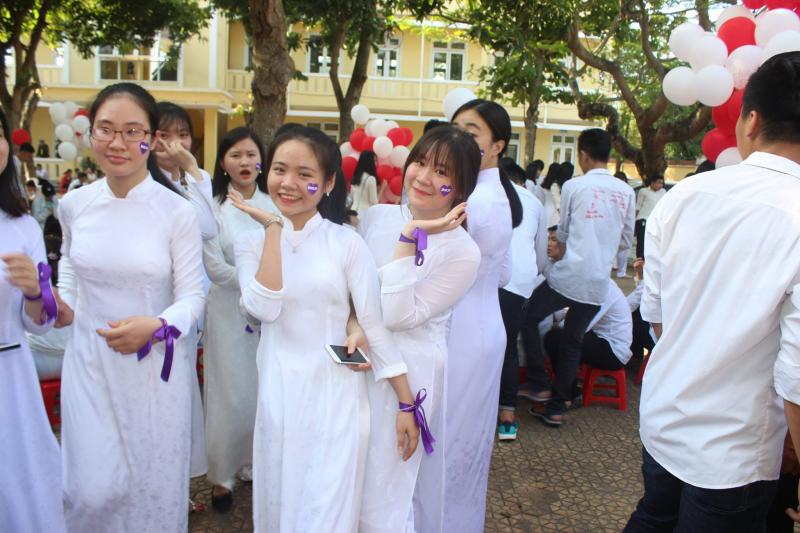 Trường THPT Lê Viết Thuật