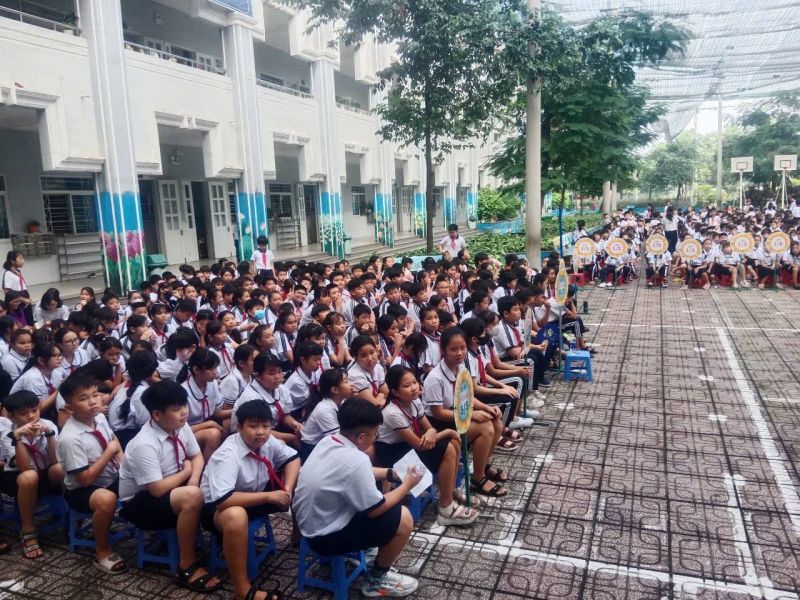 Trường Tiểu học Bình Thuận