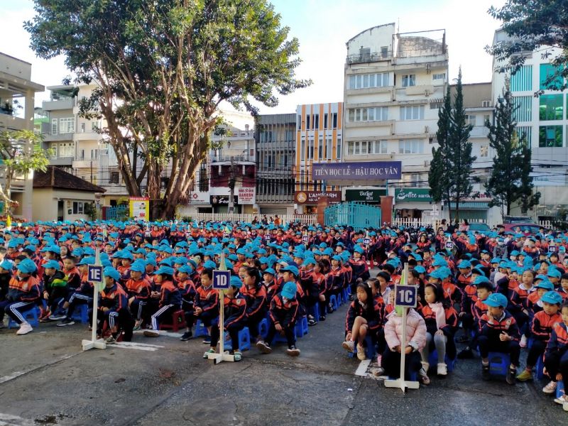 Trường tiểu học Đoàn Thị Điểm